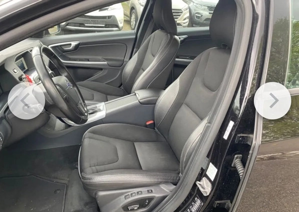 Volvo V60 cena 37900 przebieg: 178500, rok produkcji 2015 z Wągrowiec małe 79